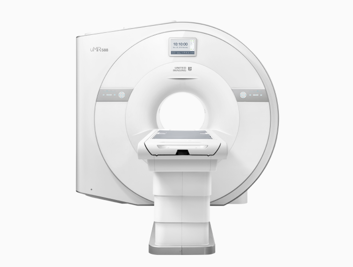 front view of uMR588 with two panels on both sides